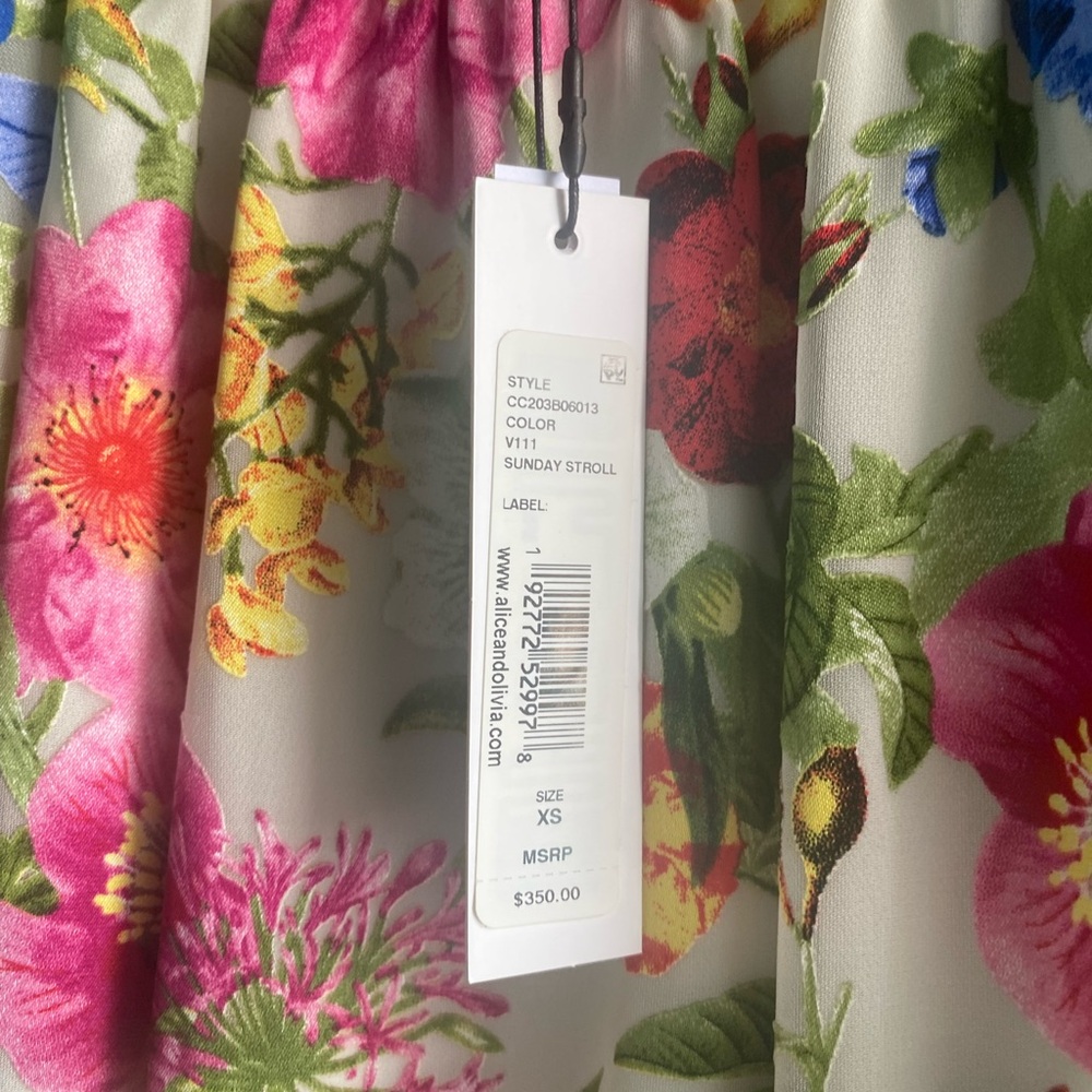 NWT Alice + Olivia Alta Top in Sunday Stroll, XS - Picture 5 of 11